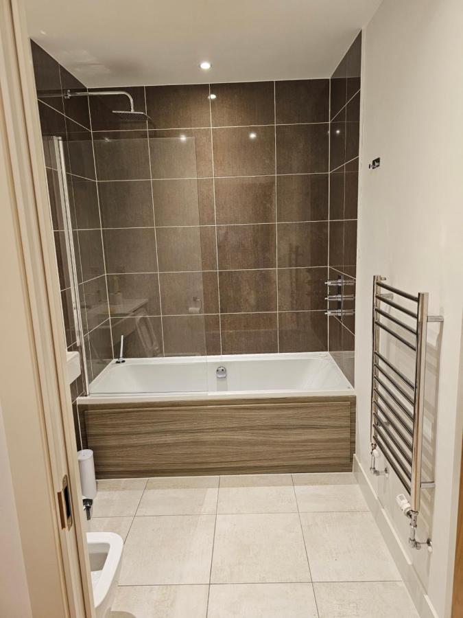 Santina Apartments Croydon Bagian luar foto
