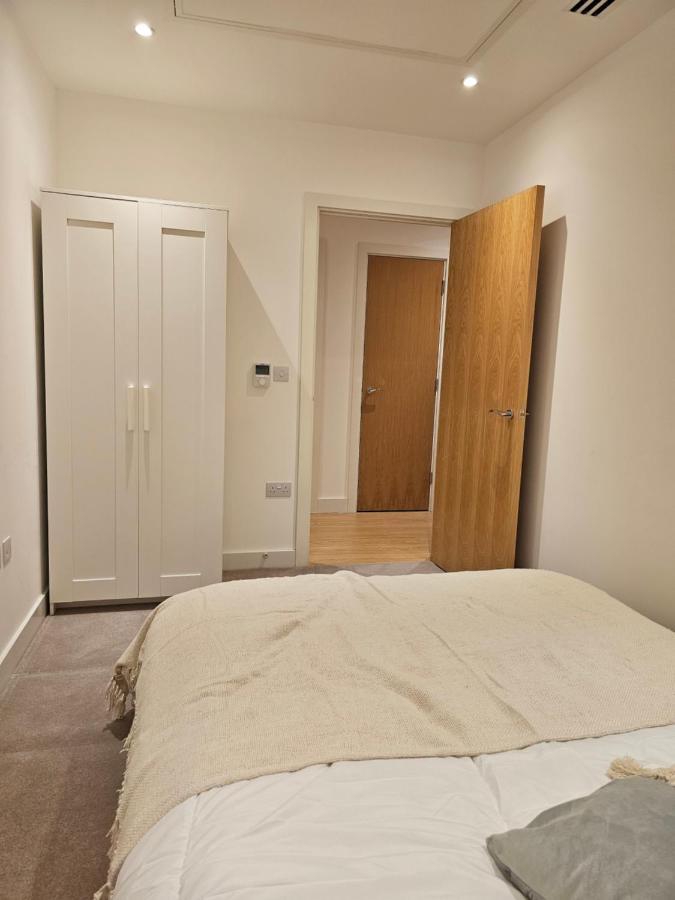 Santina Apartments Croydon Bagian luar foto