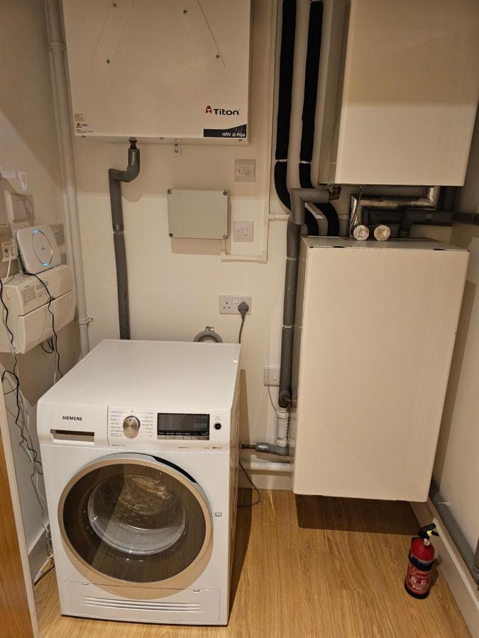 Santina Apartments Croydon Bagian luar foto