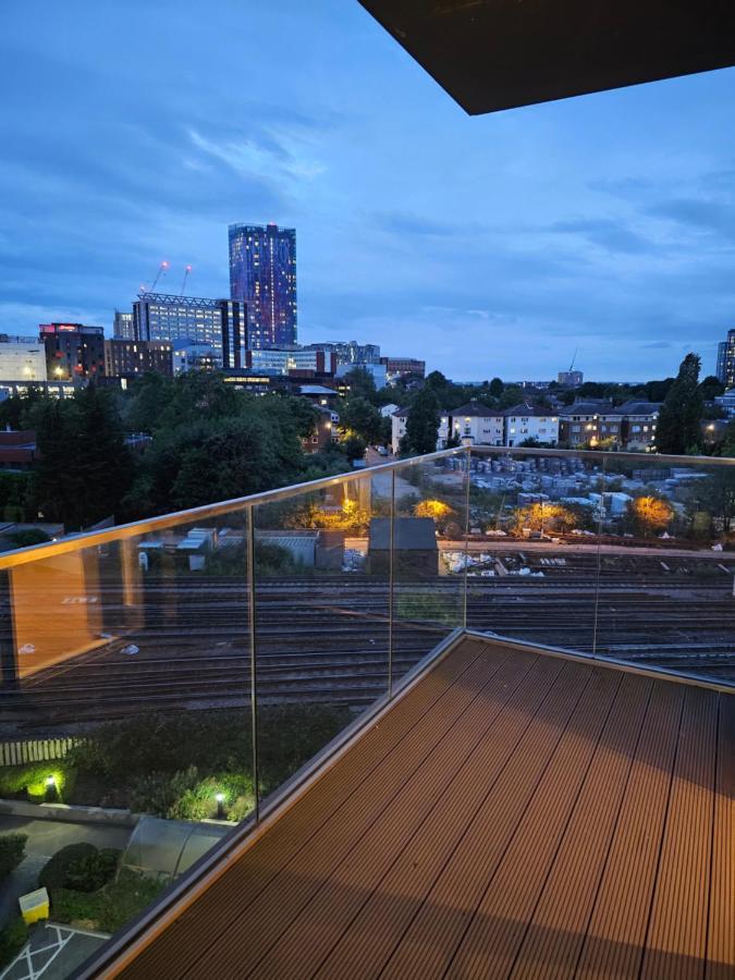 Santina Apartments Croydon Bagian luar foto
