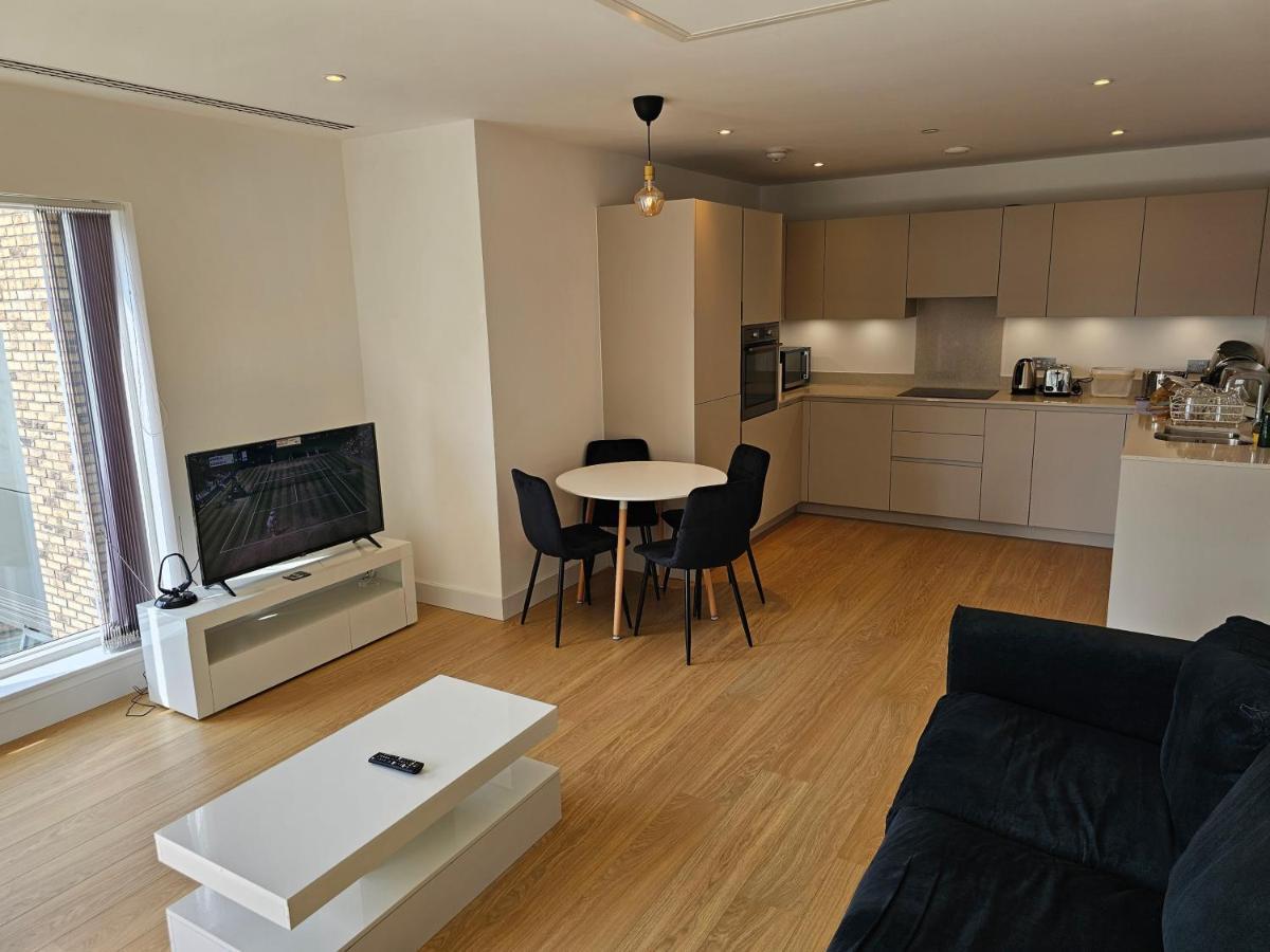 Santina Apartments Croydon Bagian luar foto